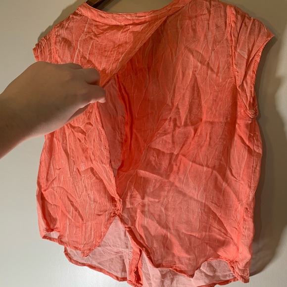 🔥SOLD🔥 We The Free FP Crinkle Button Down Shirt Coral XS - Picture 7 of 11